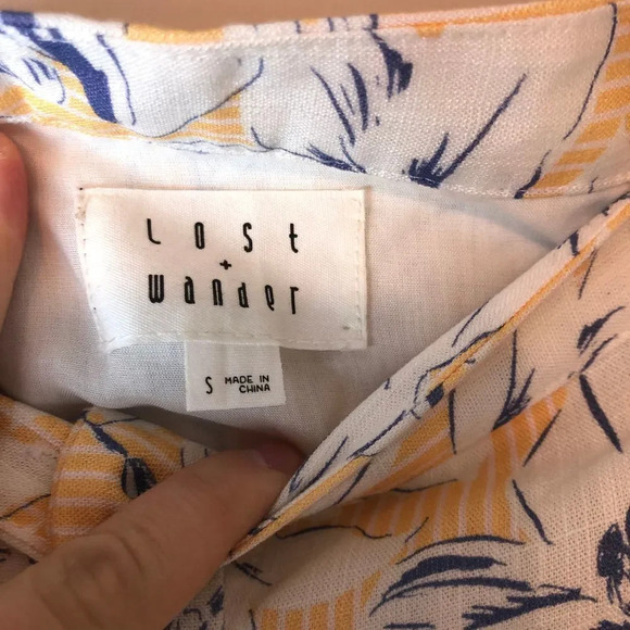 Lost + Wander | Yellow Floral Button Mini Skirt - Picture 2 of 4